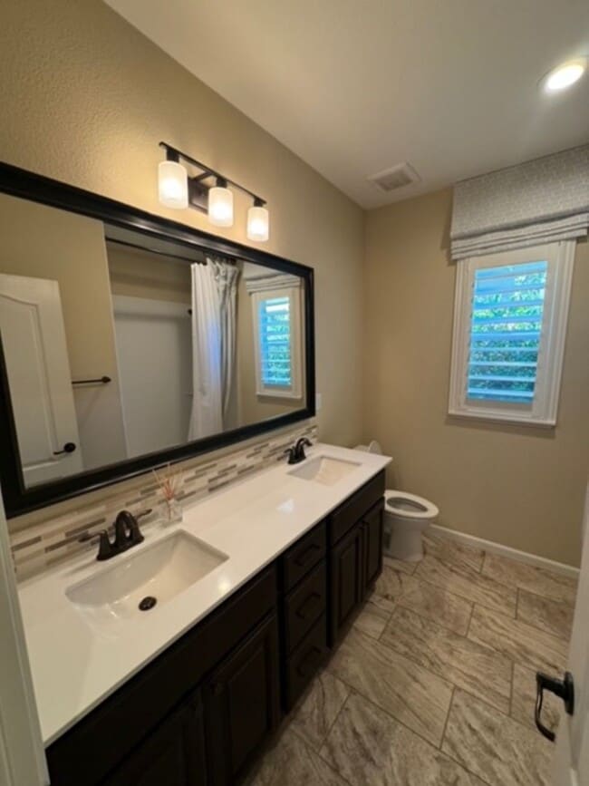 Building Photo - Whitney Ranch Upgraded 4 Bdrm Beauty