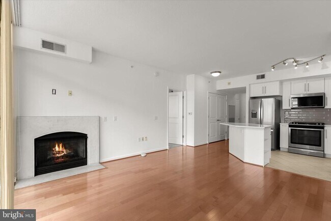 Foto del edificio - 1021 N Garfield St