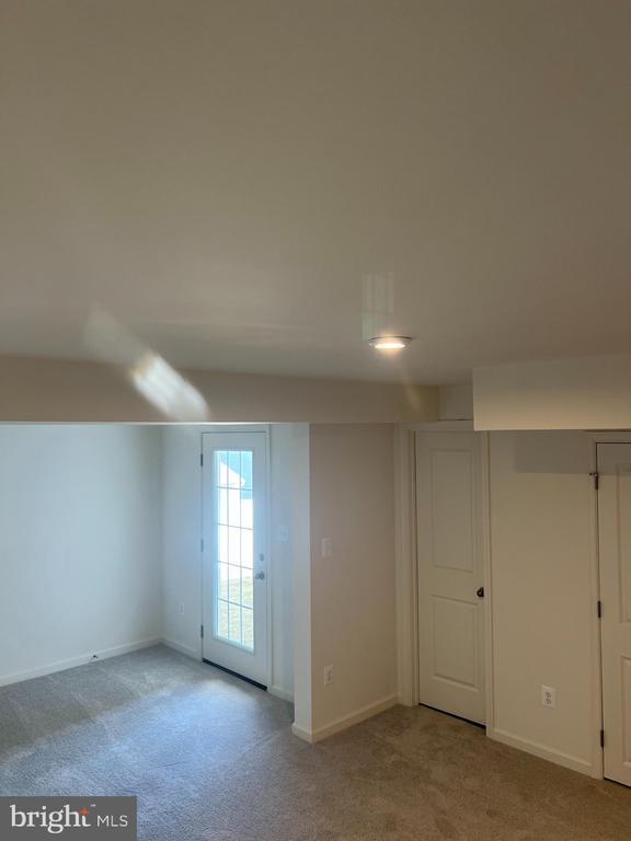 Building Photo - 167 Clifton Mnr