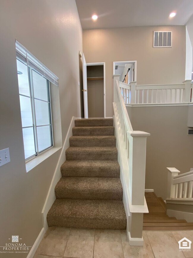 Foto del edificio - Light-Filled 3BD/2BA Home in Desirable Fry...