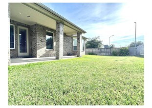Building Photo - 27034 Triana River Cir