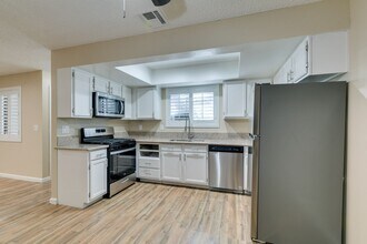 Building Photo - 6711 W Charleston Blvd