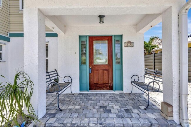 Foto del edificio - 217 Marina Dr