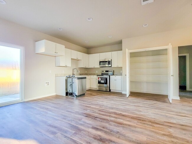 Building Photo - Beautiful 3 Bed 2 Bath Home in Corsicana!
