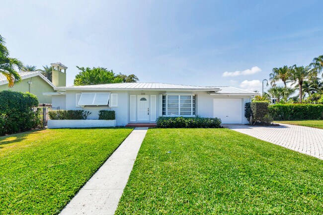 Foto del edificio - 250 Arlington Rd