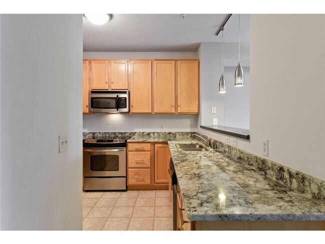 Foto del edificio - 560 2nd St