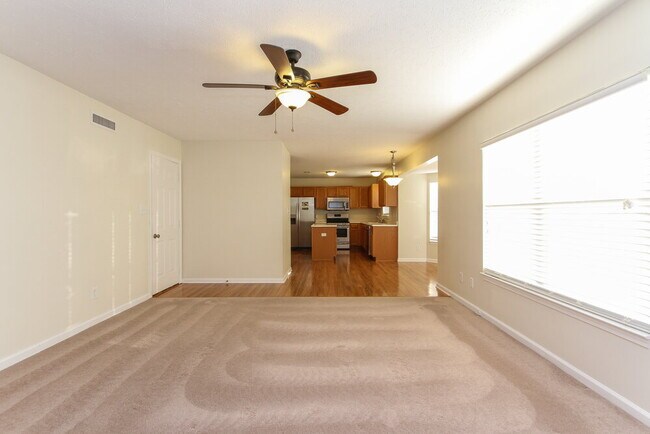Foto del edificio - 1237 Silver Ridge Ln