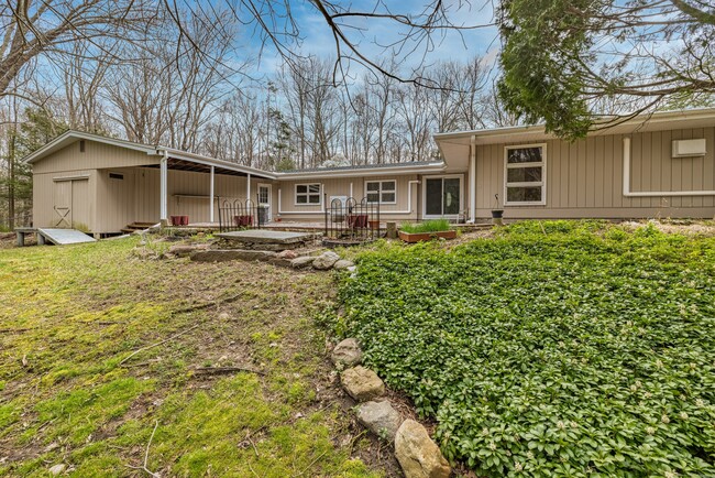 Building Photo - 141 Gurleyville Rd