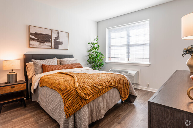 Bedroom - 1BR, 1BA - 770 SF - CityLine - Jersey City East