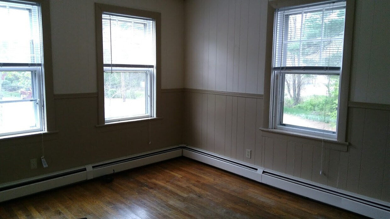 living room - 162 Central St