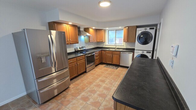 Foto del edificio - Renovated 3 Bed, 2 Bath Home Located in Stratford Park Neighborhood