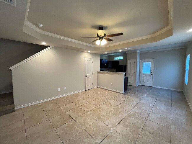 Building Photo - 6627 Mia Way #102, San Antonio, TX. 78233