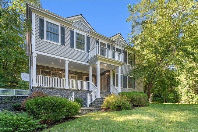 Building Photo - 36 Little Town Ln