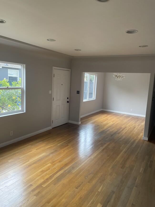 Living Room - 3846 Huron Ave