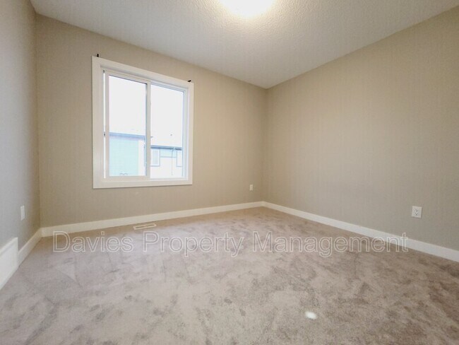 Photo du bâtiment - 446 Allard Blvd SW