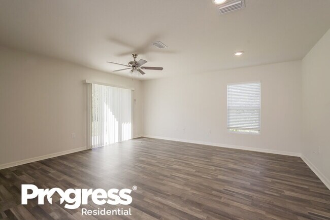 Foto del edificio - 426 Mallard Ln