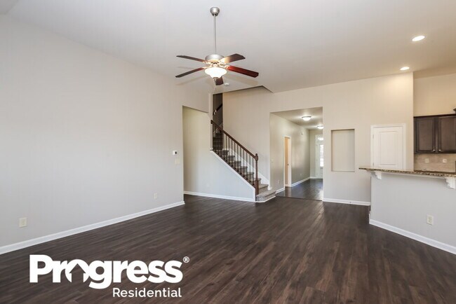 Building Photo - 891 Collingsworth Ln NE