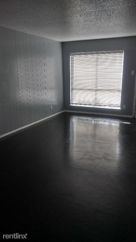 Building Photo - 3 br, 2 bath Apartment - 14000 Esperanza Rd