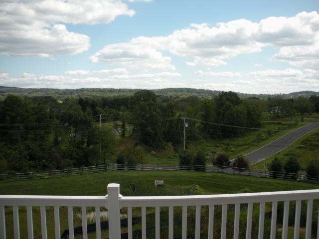 Building Photo - 6149 Valley Forge Dr