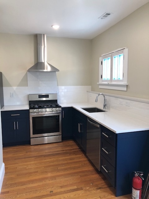 Building Photo - 601 Overton St