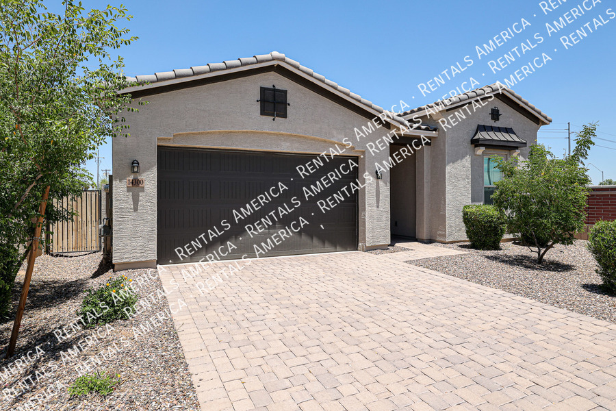 Primary Photo - 3 Bedroom 2.5 bath in Surprise