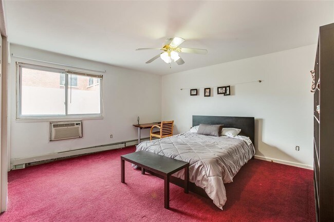 Foto del edificio - 3605 Park Ave