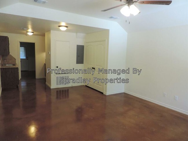 Foto del edificio - 606 S 13th St