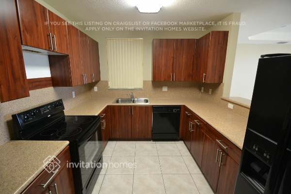 Foto del edificio - 8920 SW 228th Ln