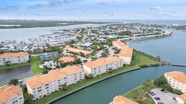 Foto del edificio - 5 Harbour Isle Dr E