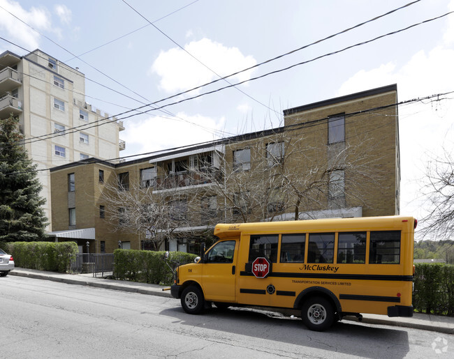 Building Photo - 4033 Old Dundas St