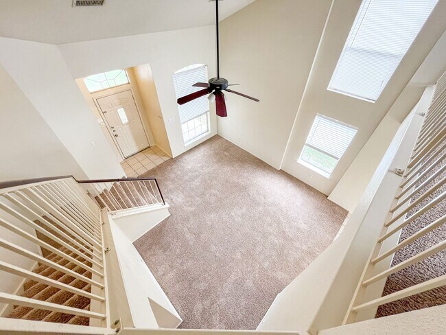 Building Photo - Available NOW!!!! Lovely 2-story, 3 bedroo...