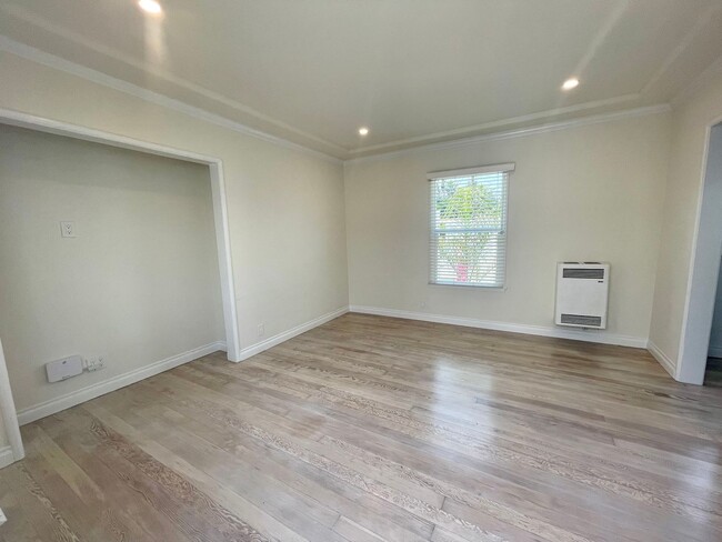 Foto del edificio - 10368-10384 1/2 Bellwood Ave