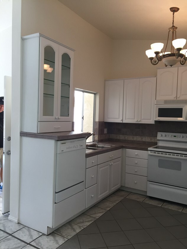 2396 Pleasant Way, Thousand Oaks, CA 91362 Condo for Rent in Thousand