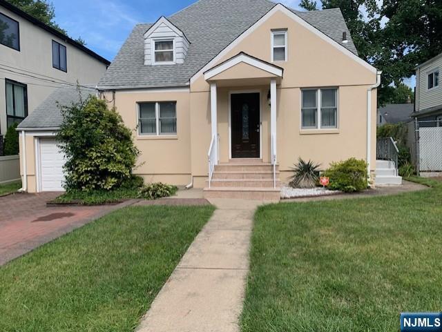 Foto principal - 279 Slocum Way
