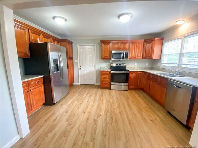 Building Photo - 212 Haverhill Dr