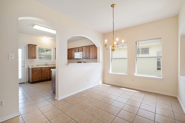 Foto del edificio - Spacious 4 Bedroom, 2 Bath Single-Story Home in Manor