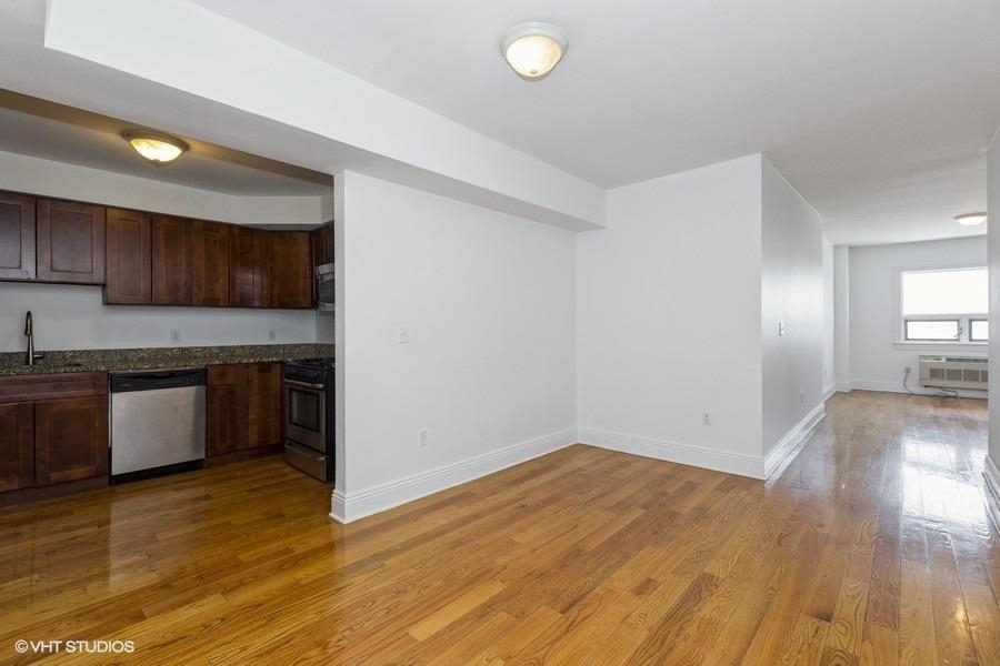 Foto principal - 809-815 22nd St