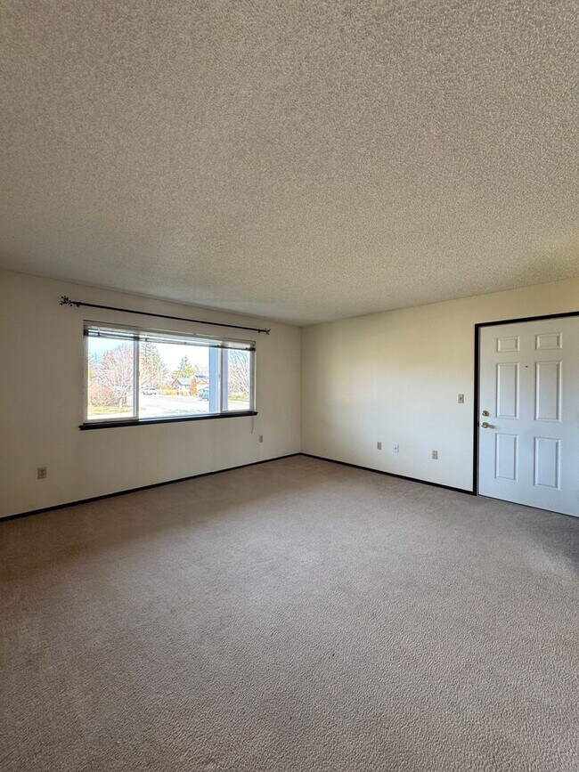 Building Photo - 500 W 12th Ave