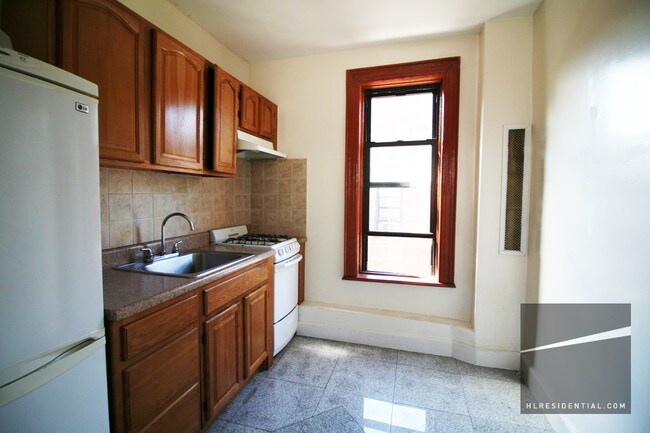 Foto del edificio - 860 Marcy Ave
