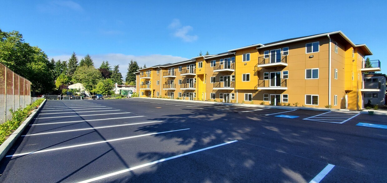 Foto del edificio - 12614 Ambaum Blvd SW