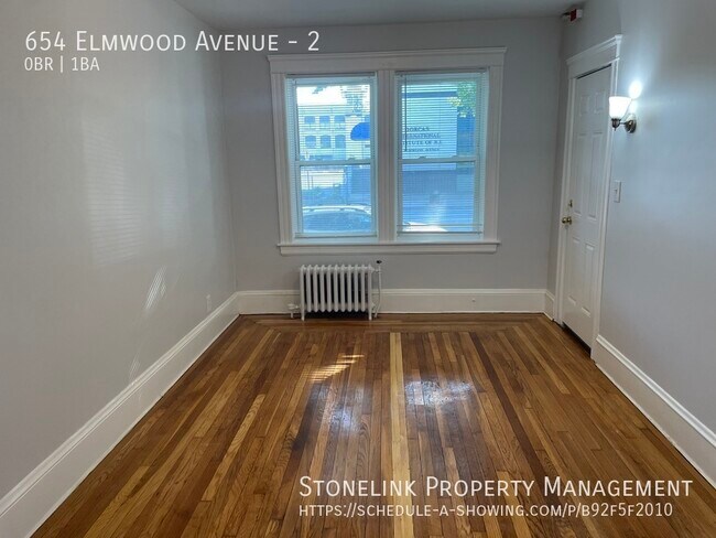 Building Photo - 654 Elmwood Avenue