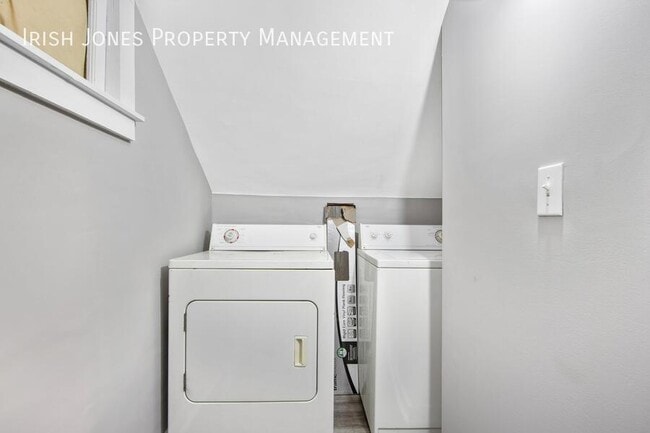 Building Photo - 10601 Alleghany Rd