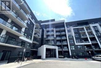 Building Photo - 128 Grove Cmn