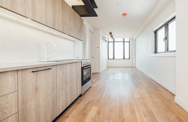 Building Photo - Willoughby Ave. Brooklyn, NY 11237
