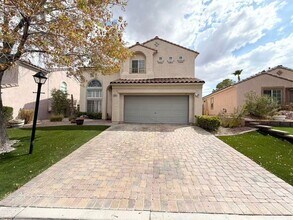 Building Photo - 11257 Playa Caribe Ave