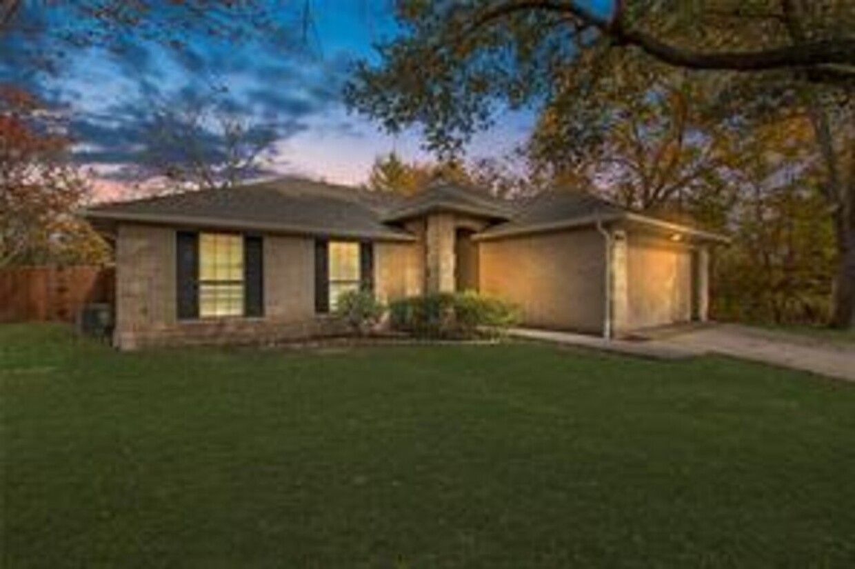Building Photo - 7613 Bob White, Rowlette - Nerra T