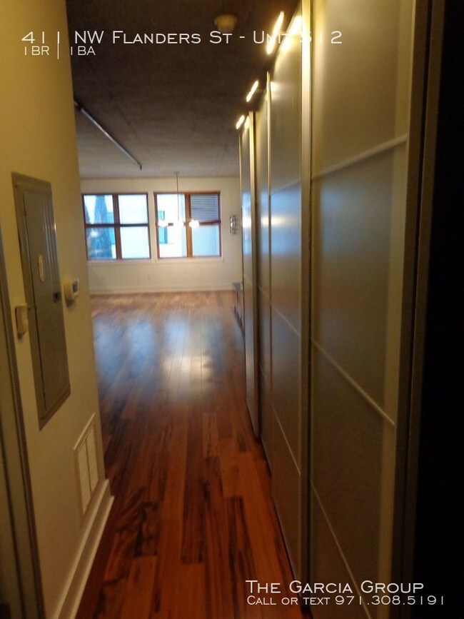 Building Photo - 5th Floor Unit at Old Town Lofts
