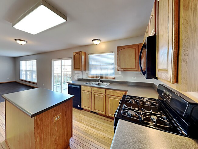 Building Photo - 7406 Southworth Cir