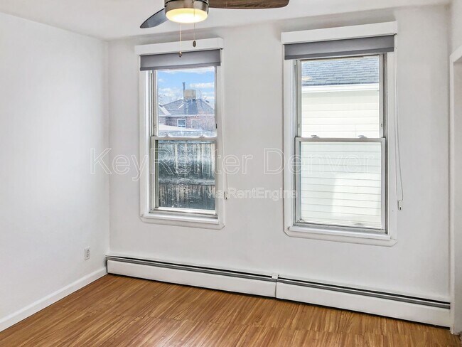 Foto del edificio - 4631 Clay St