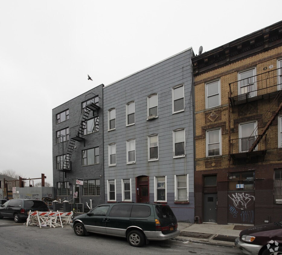Building Photo - 20 Harrison Pl